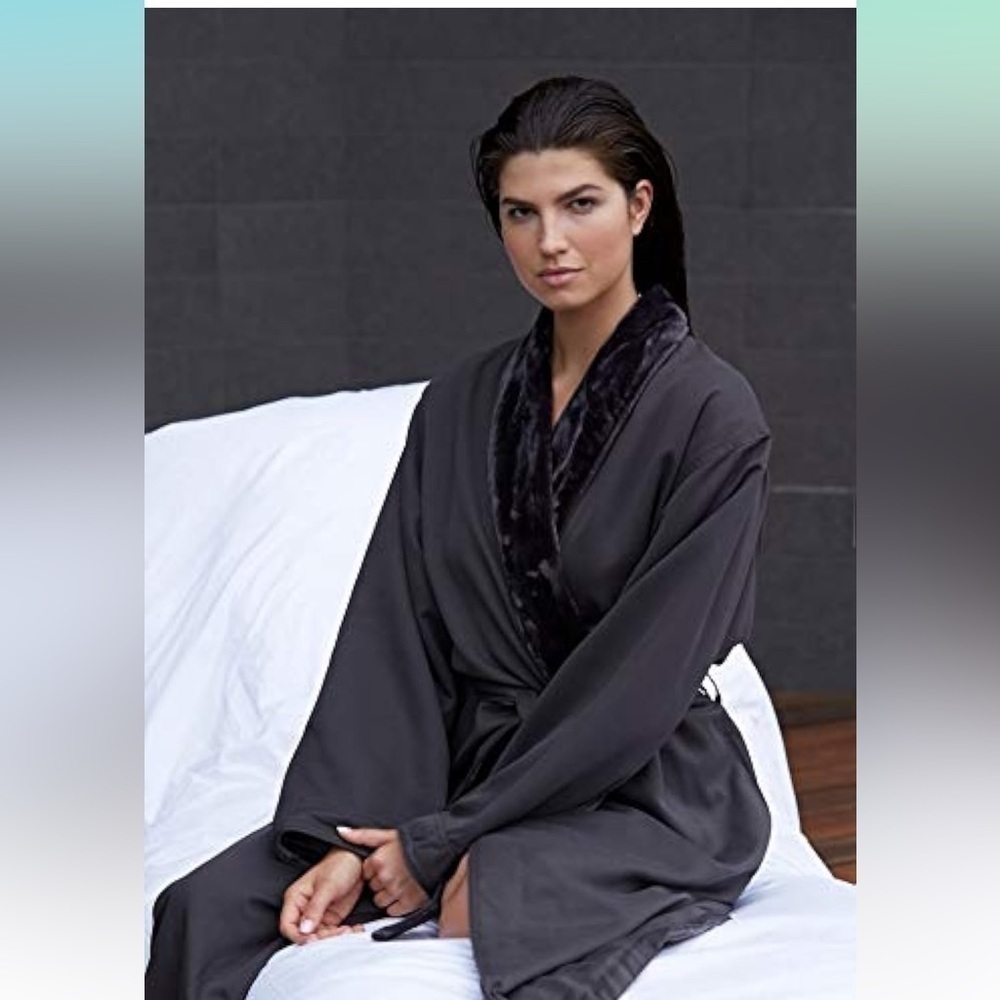 Mansfield Unisex Spa Gray Microfiber Shimmer Lined Shawl Collar Robe size L/XL